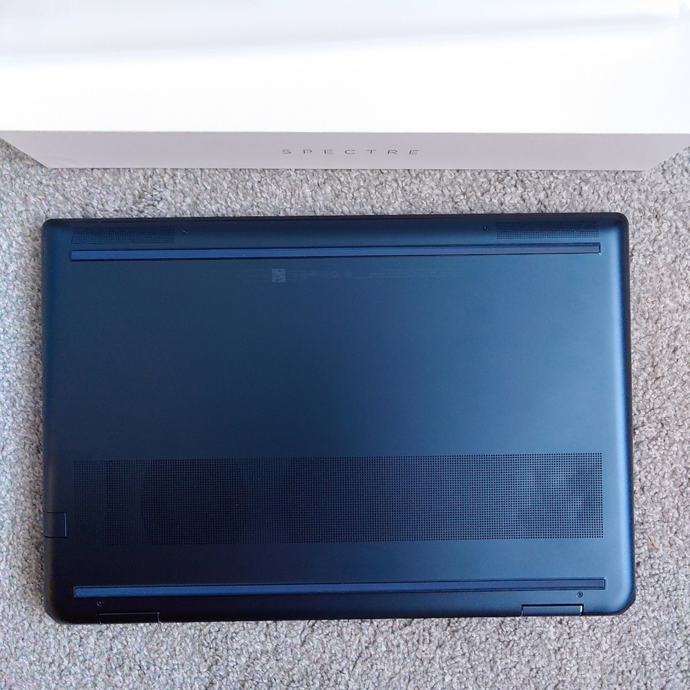 HP-Spectre 2-in-1 16" 3K+Touch-Screen Laptop-Intel Ev-Core i7-16GB Memory 512 GB - Picture 10 of 13